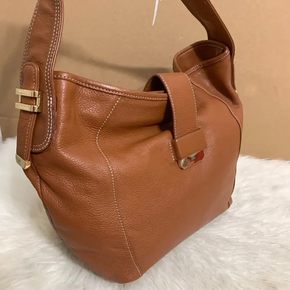 Elegant Brown Leather Hobo Bag - Picture 3 of 17